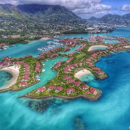 Eden Island Luxury Accommodation ภายนอก รูปภาพ