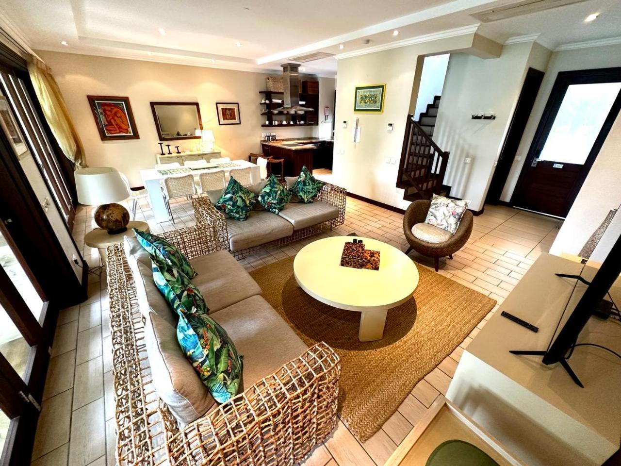 Eden Island Luxury Accommodation ภายนอก รูปภาพ