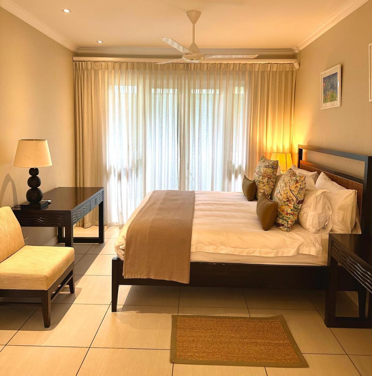 Eden Island Luxury Accommodation ภายนอก รูปภาพ