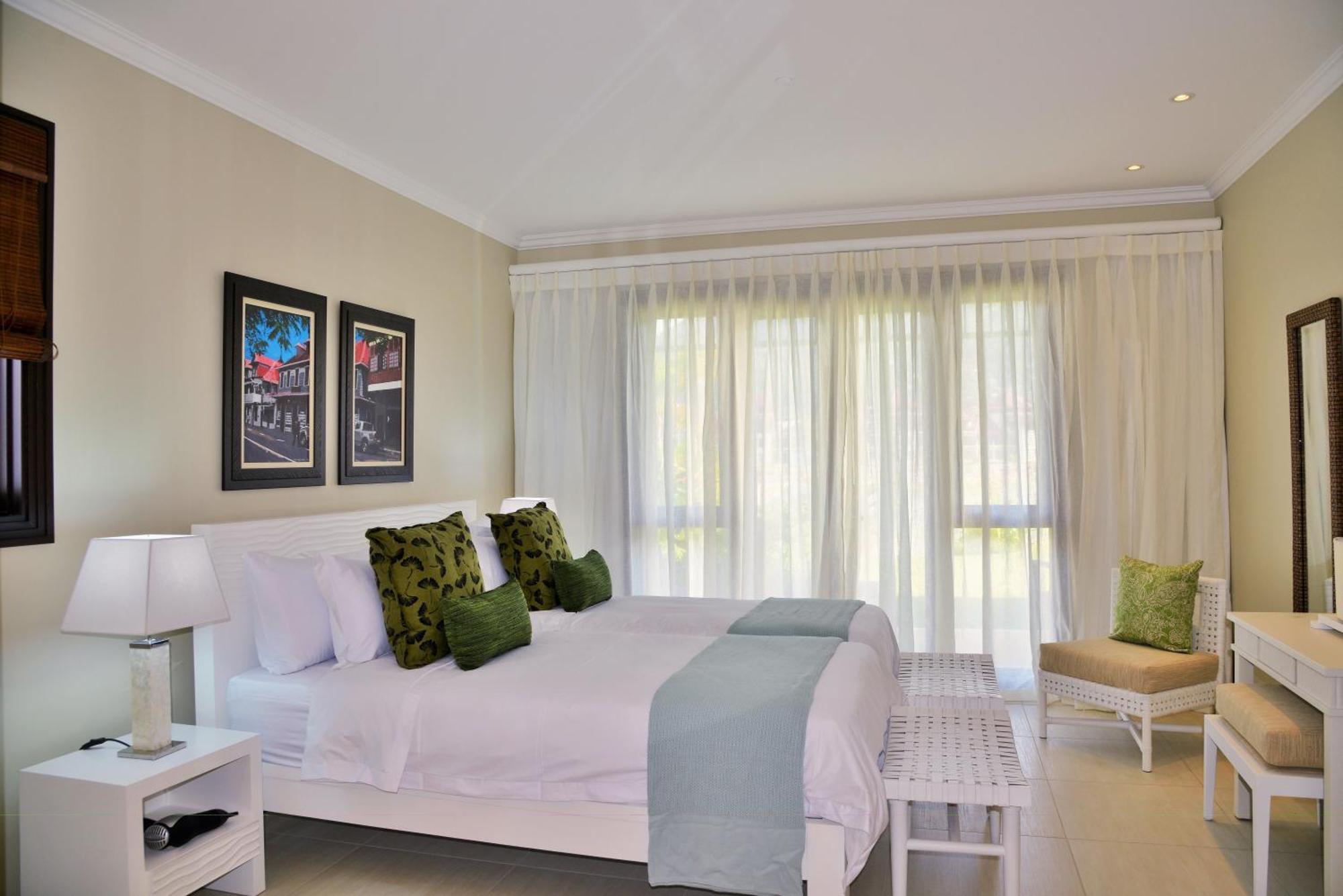 Eden Island Luxury Accommodation ภายนอก รูปภาพ