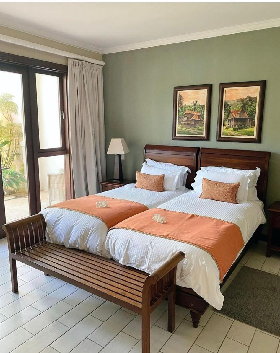 Eden Island Luxury Accommodation ภายนอก รูปภาพ