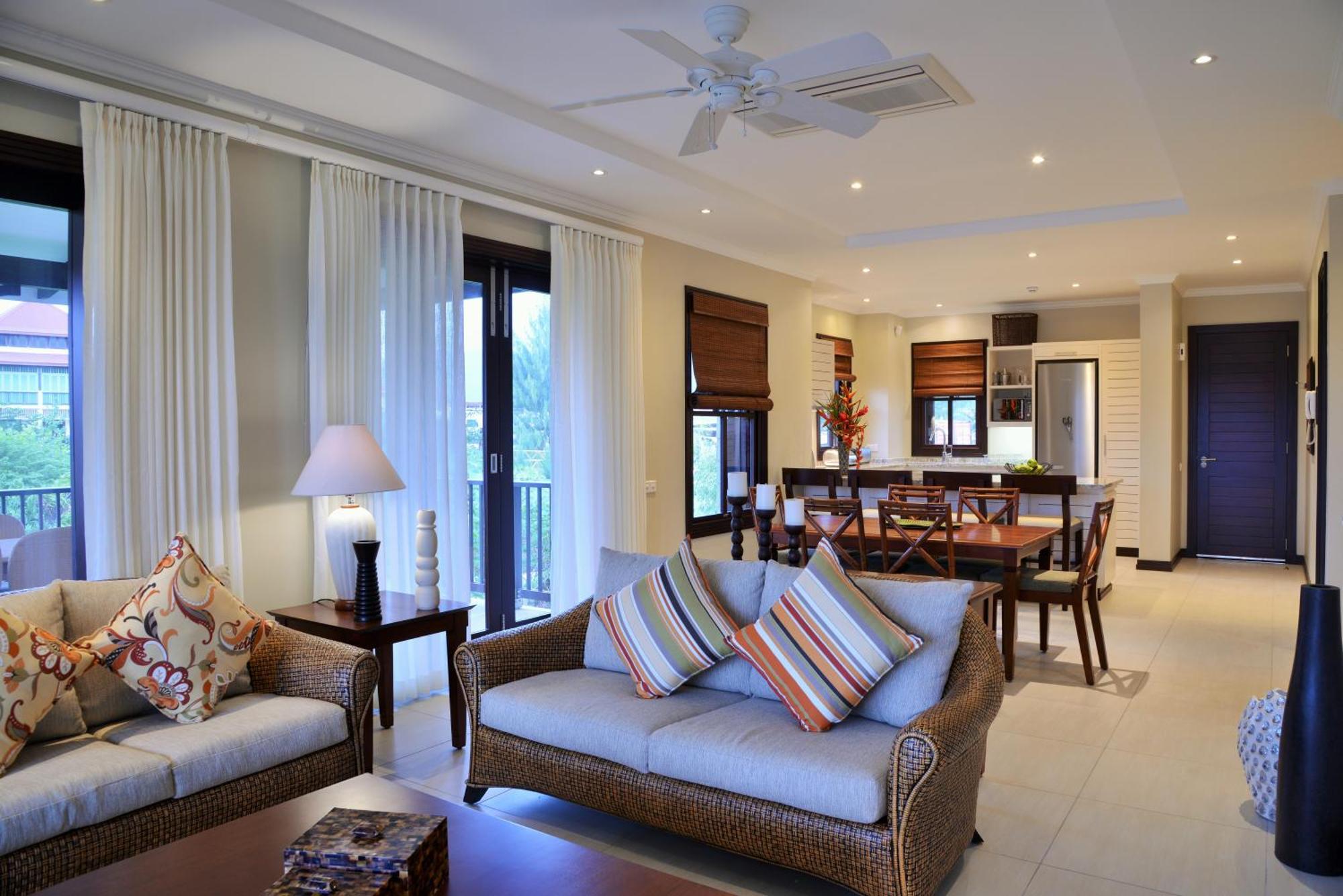 Eden Island Luxury Accommodation ภายนอก รูปภาพ