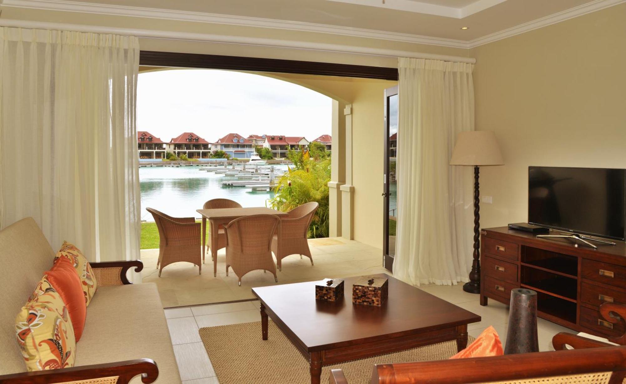 Eden Island Luxury Accommodation ภายนอก รูปภาพ