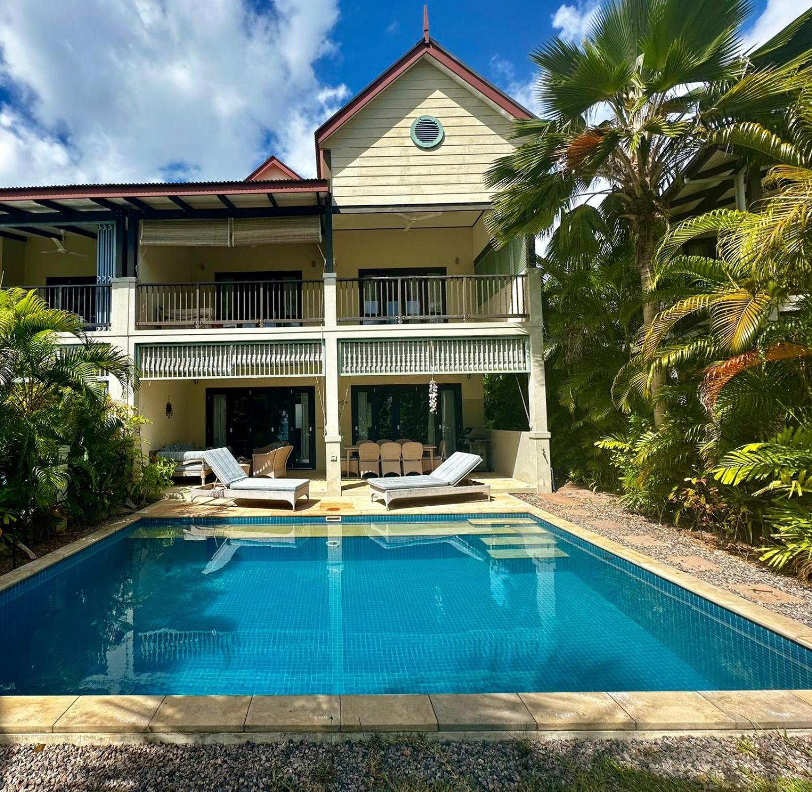 Eden Island Luxury Accommodation ภายนอก รูปภาพ
