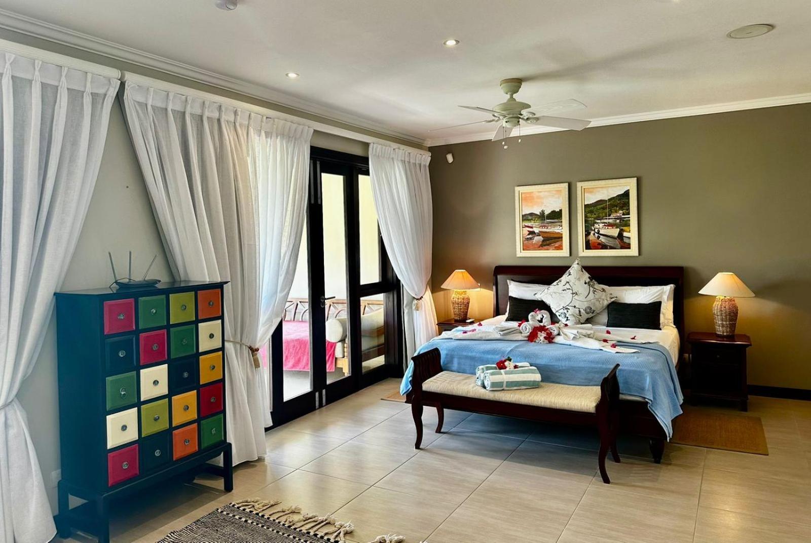 Eden Island Luxury Accommodation ภายนอก รูปภาพ